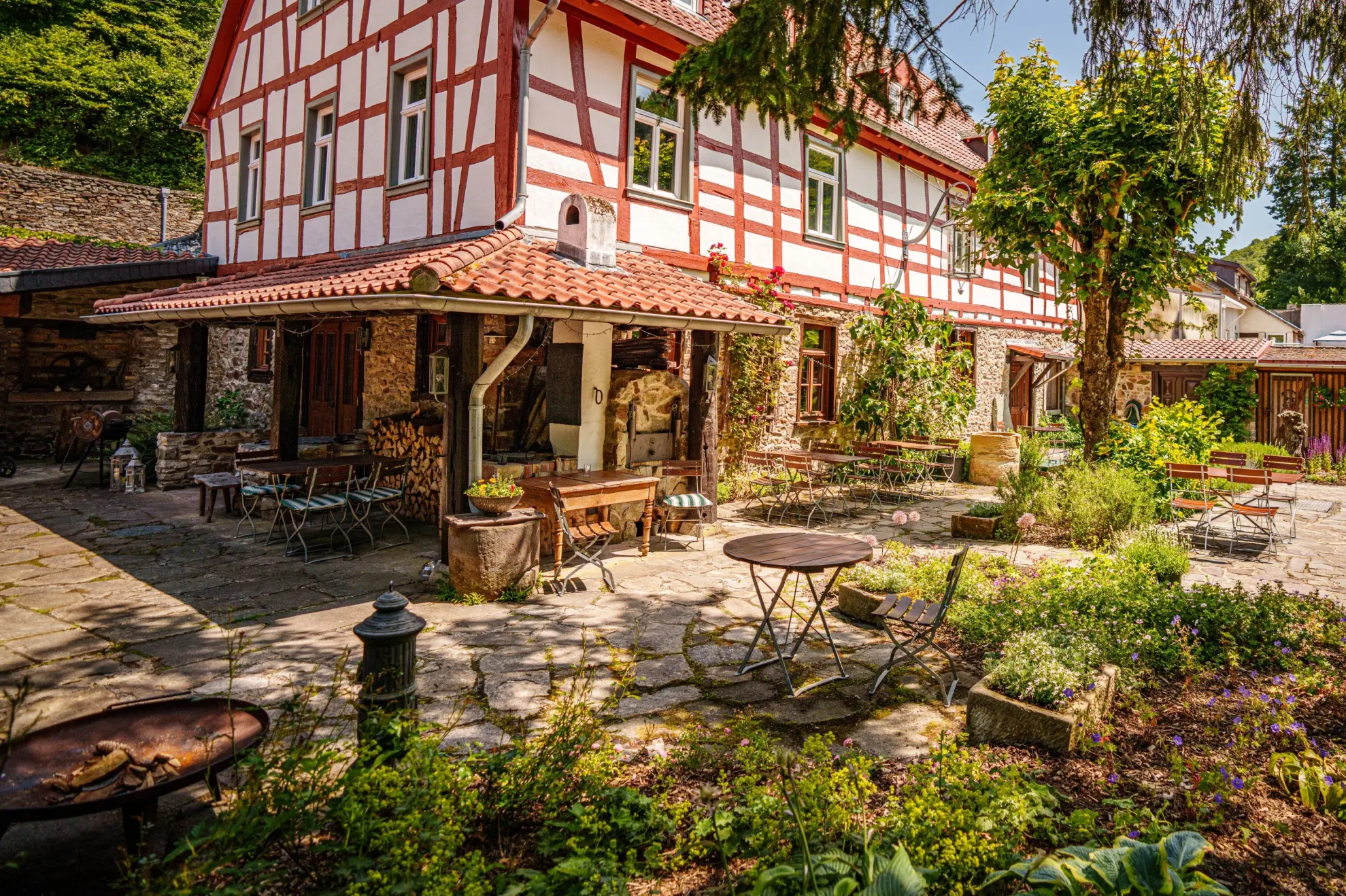 Fachwerkstadt Stromberg Fachwerkhaus Alte Gerberei mit roten Balken ReneNolte soonteam 1