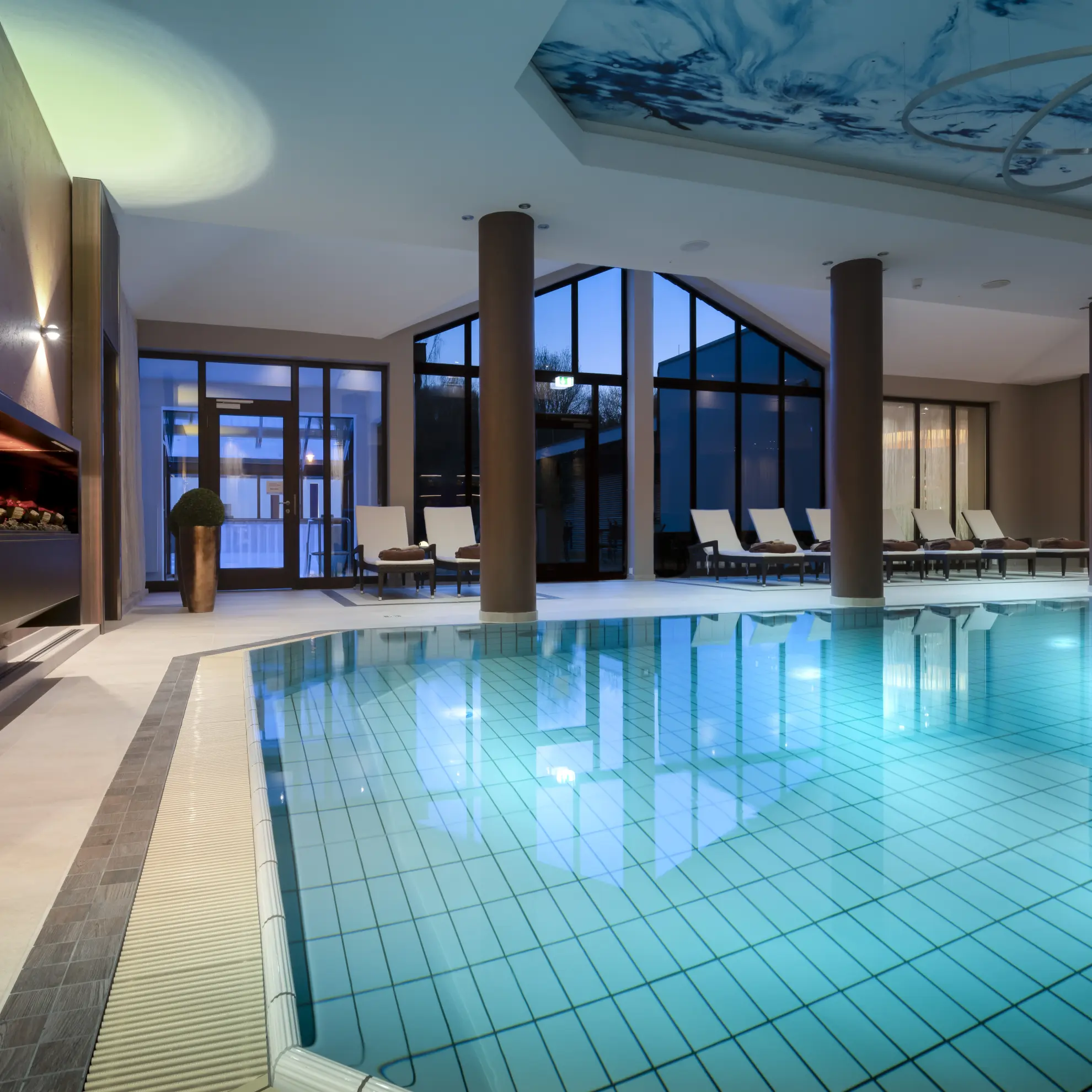 Innenpool Stromberg Spa 12