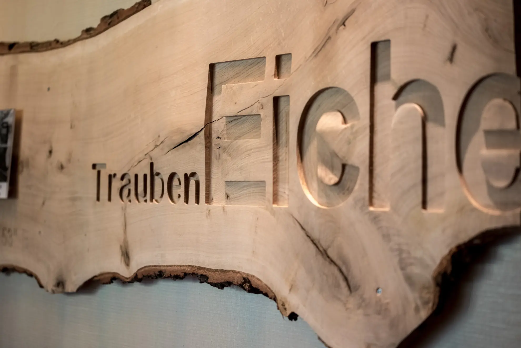 Holzschild Trauben Eiche
